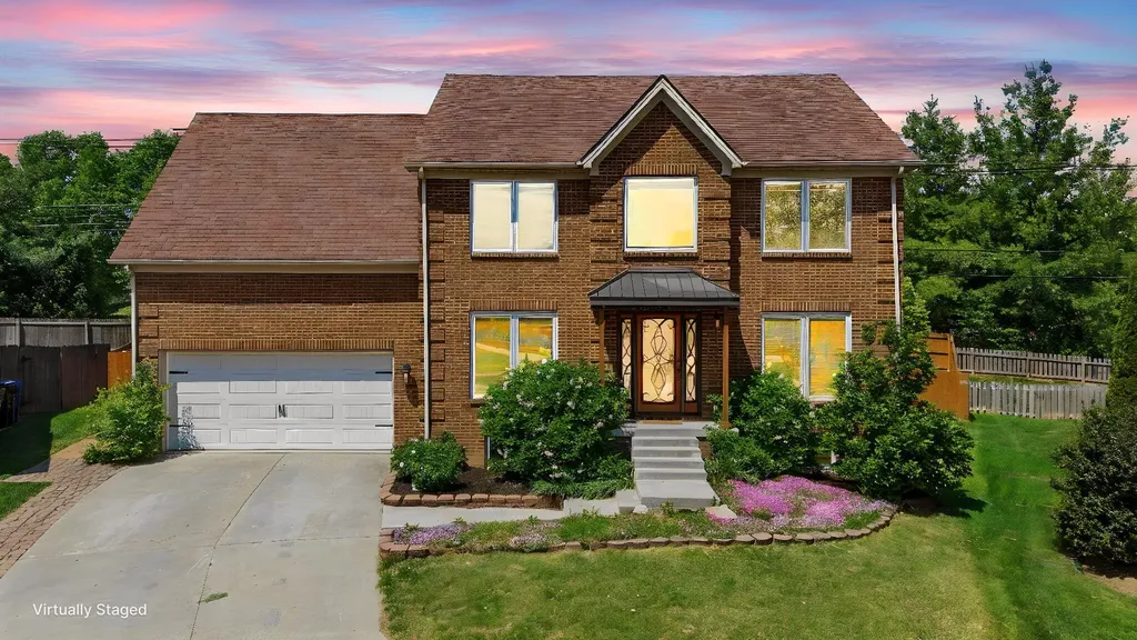 2233 Wilmington Lane Lexington KY 40513