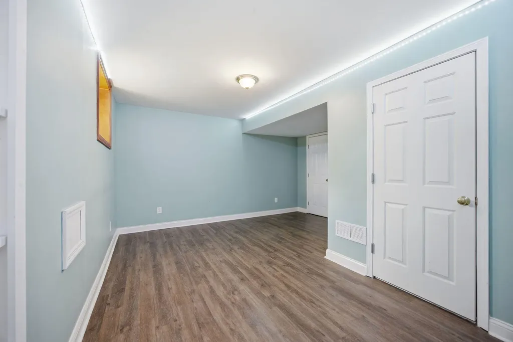 2233 Wilmington Lane Lexington KY 40513