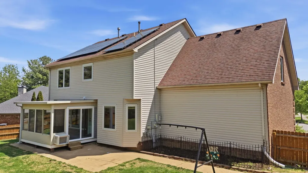 2233 Wilmington Lane Lexington KY 40513