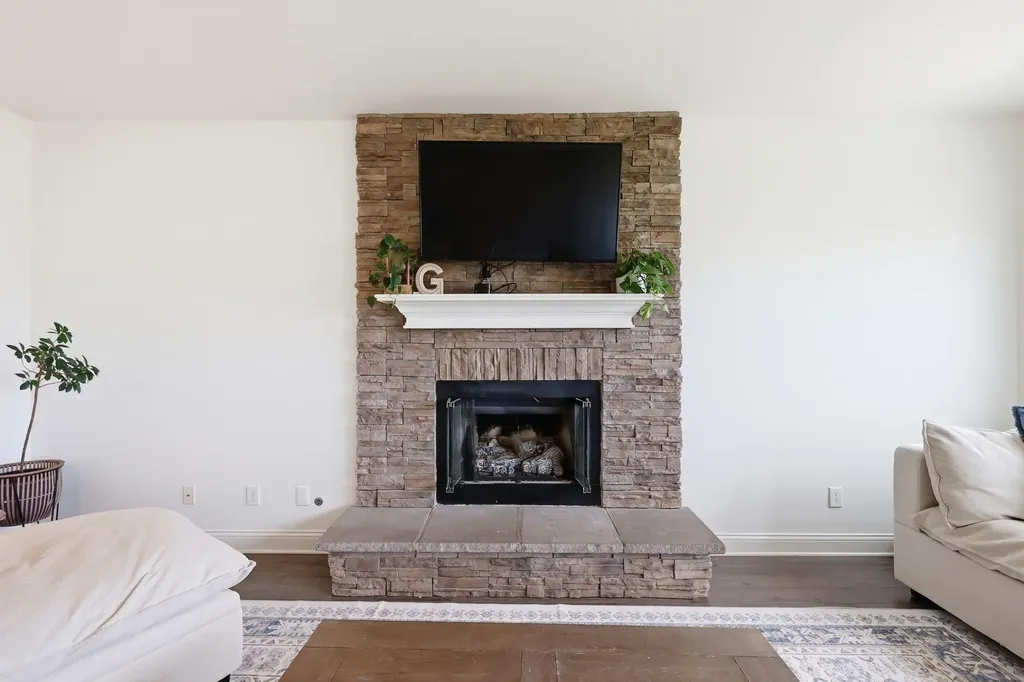 5015 Prairie Rose Way Versailles KY 40383