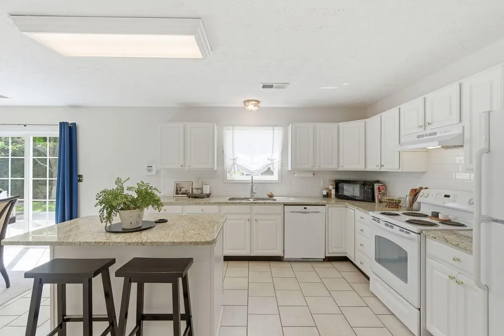 252 Masterson Station Drive Lexington KY 40511