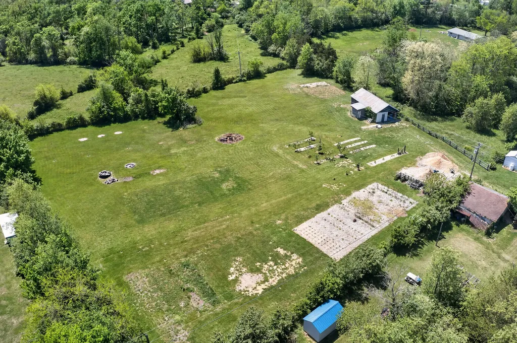 3306 Union Mill Road Nicholasville KY 40356