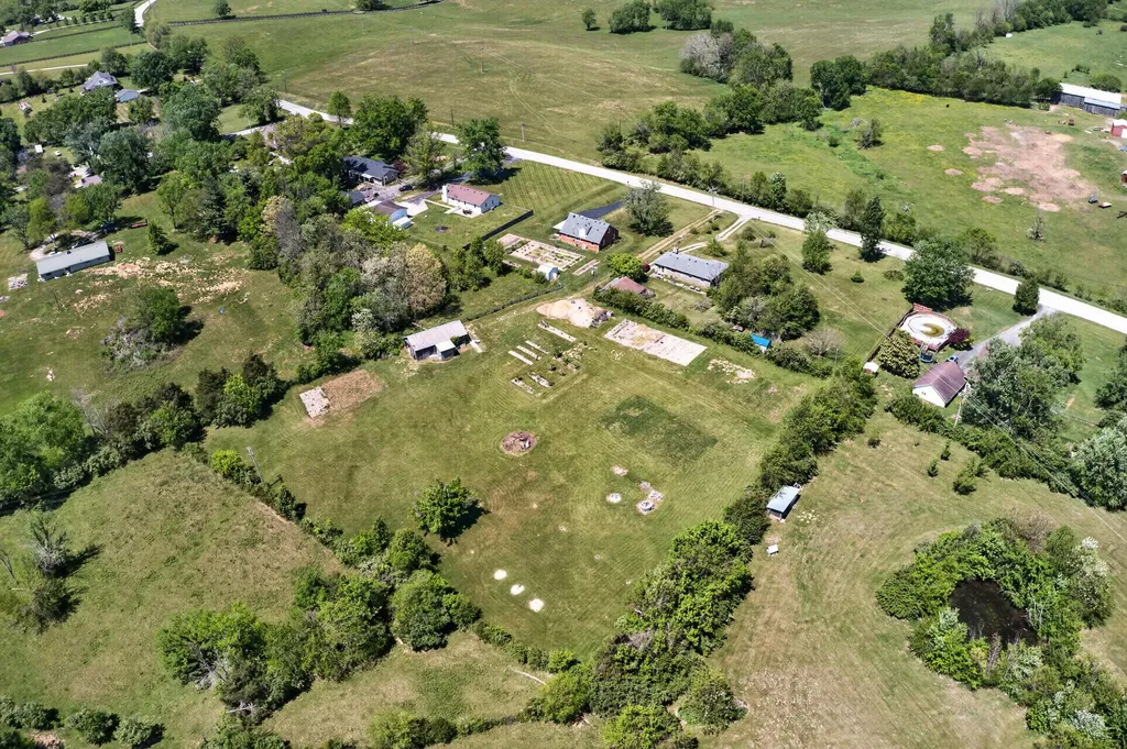 3306 Union Mill Road Nicholasville KY 40356