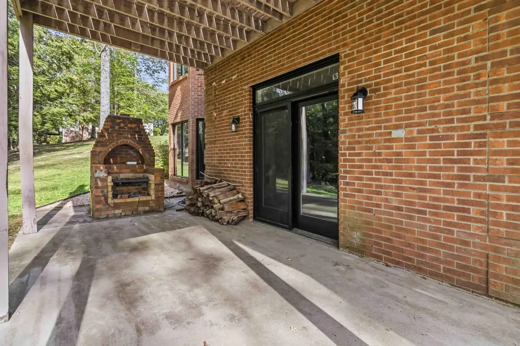90 Briar Lane London KY 40741