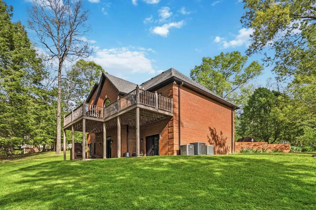 90 Briar Lane London KY 40741