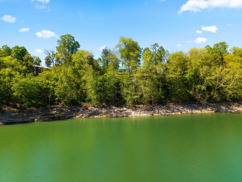 9622 Rush Branch Road Somerset KY 42501