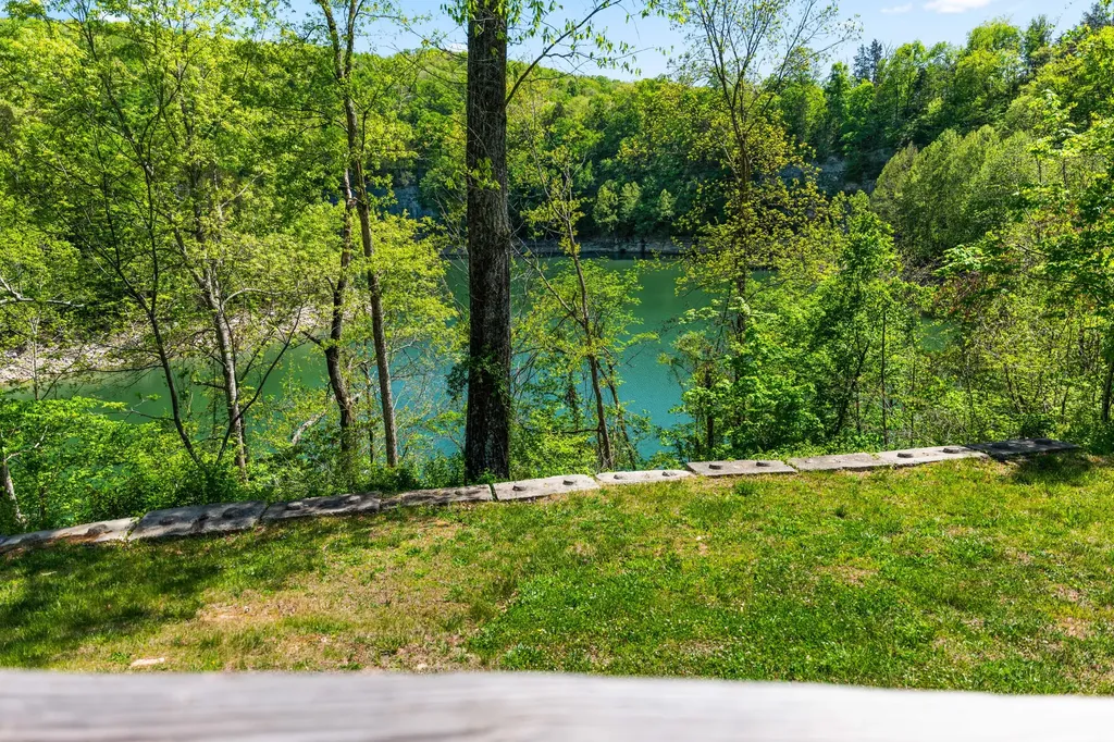 9622 Rush Branch Road Somerset KY 42501