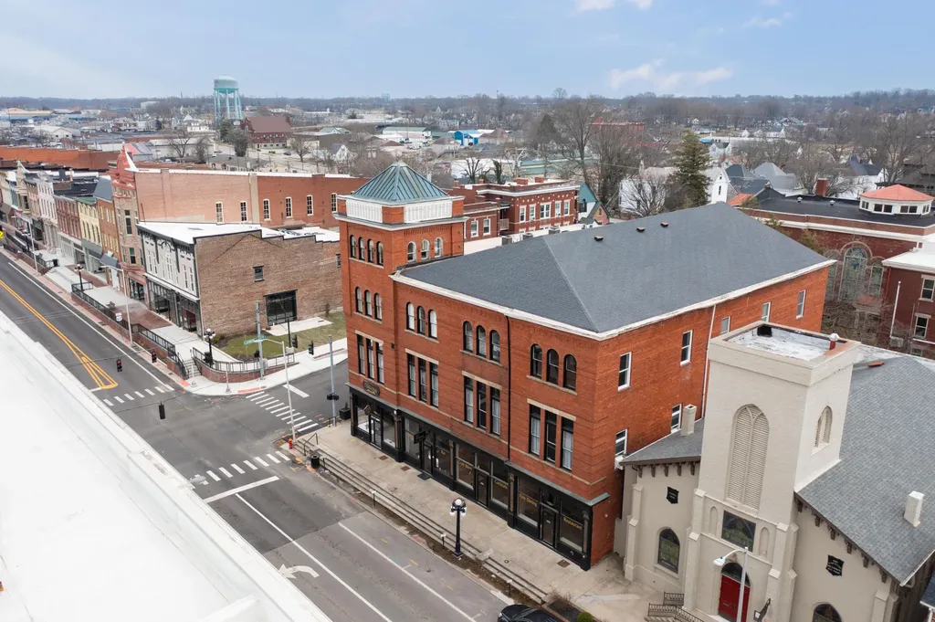101 S Main Street Winchester KY 40391
