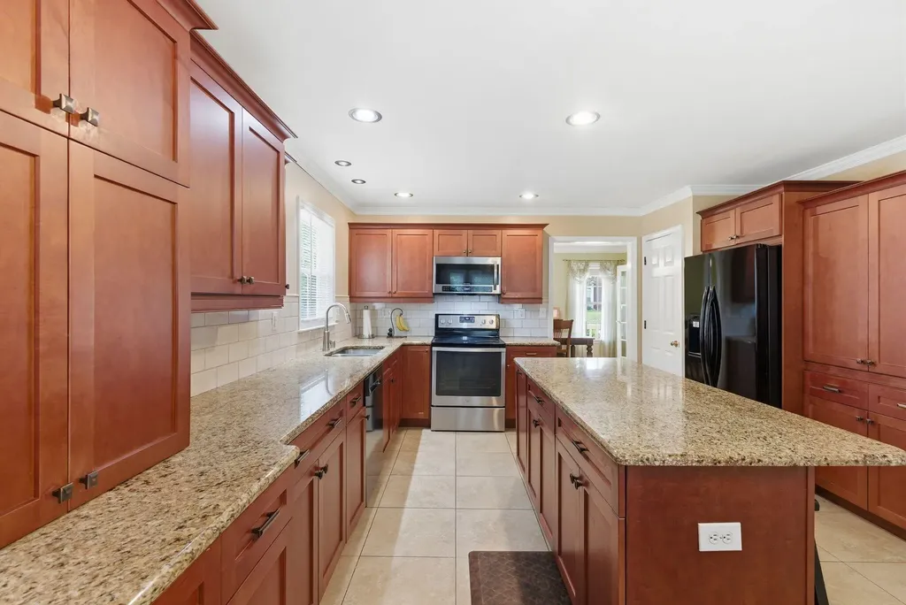 949 Rockbridge Road Lexington KY 40515