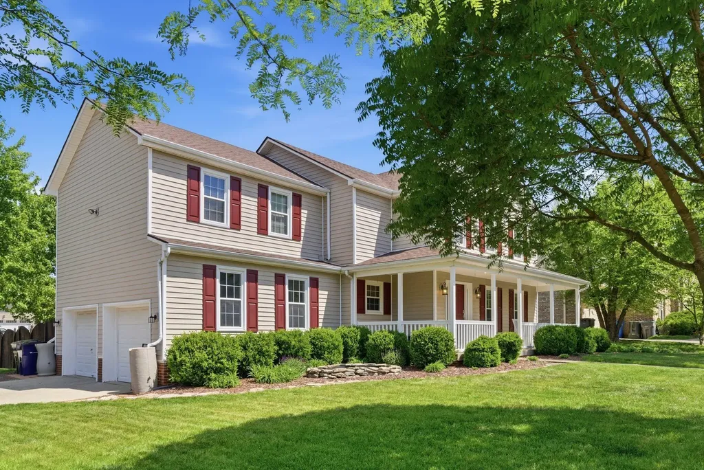 949 Rockbridge Road Lexington KY 40515