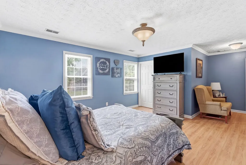 949 Rockbridge Road Lexington KY 40515