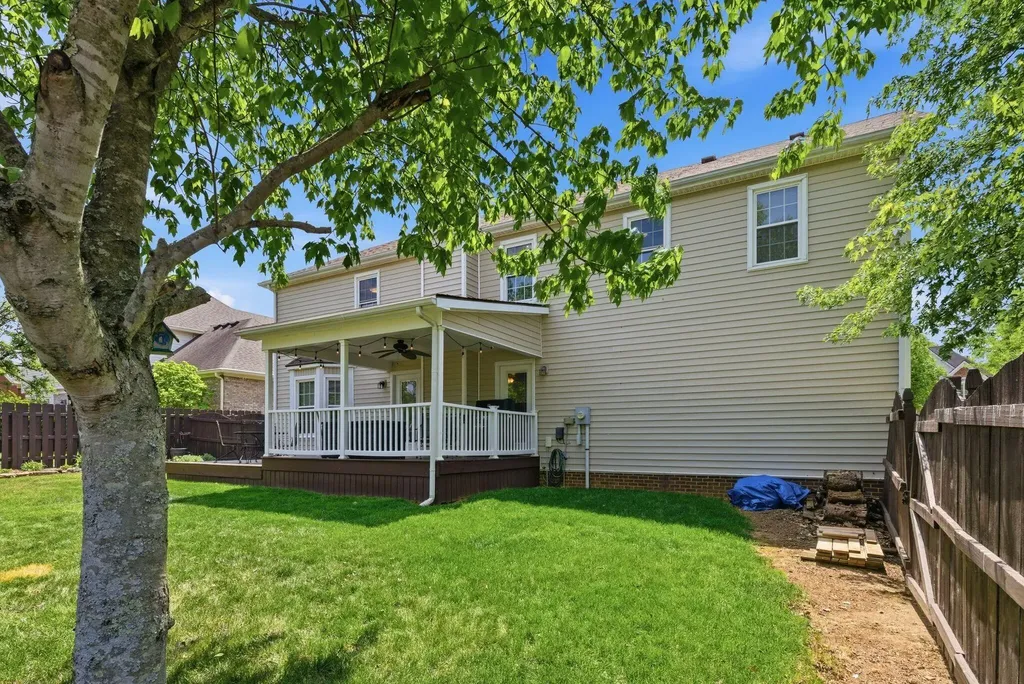 949 Rockbridge Road Lexington KY 40515