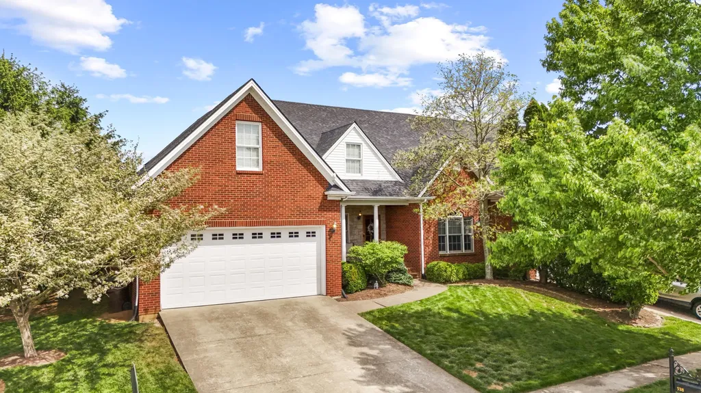 538 Houston Oaks Drive Paris KY 40361
