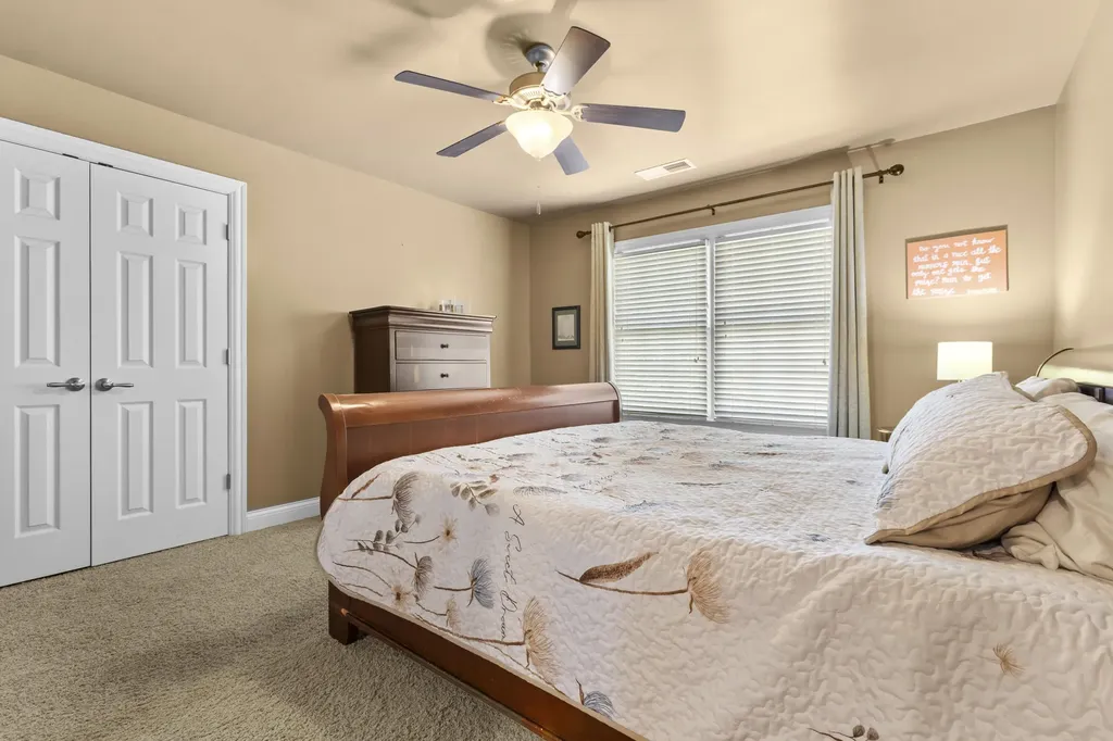 538 Houston Oaks Drive Paris KY 40361