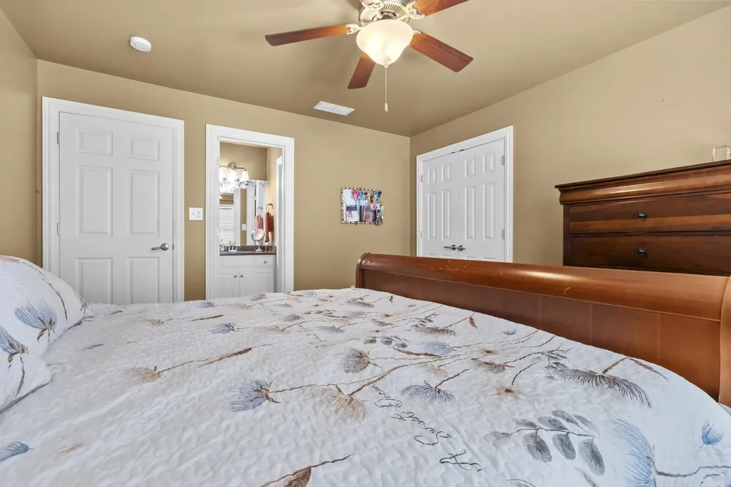 538 Houston Oaks Drive Paris KY 40361