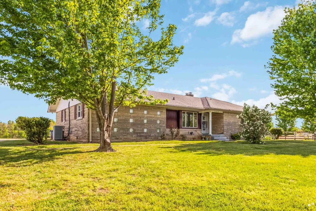 11512 W Highway 80 Nancy KY 42544