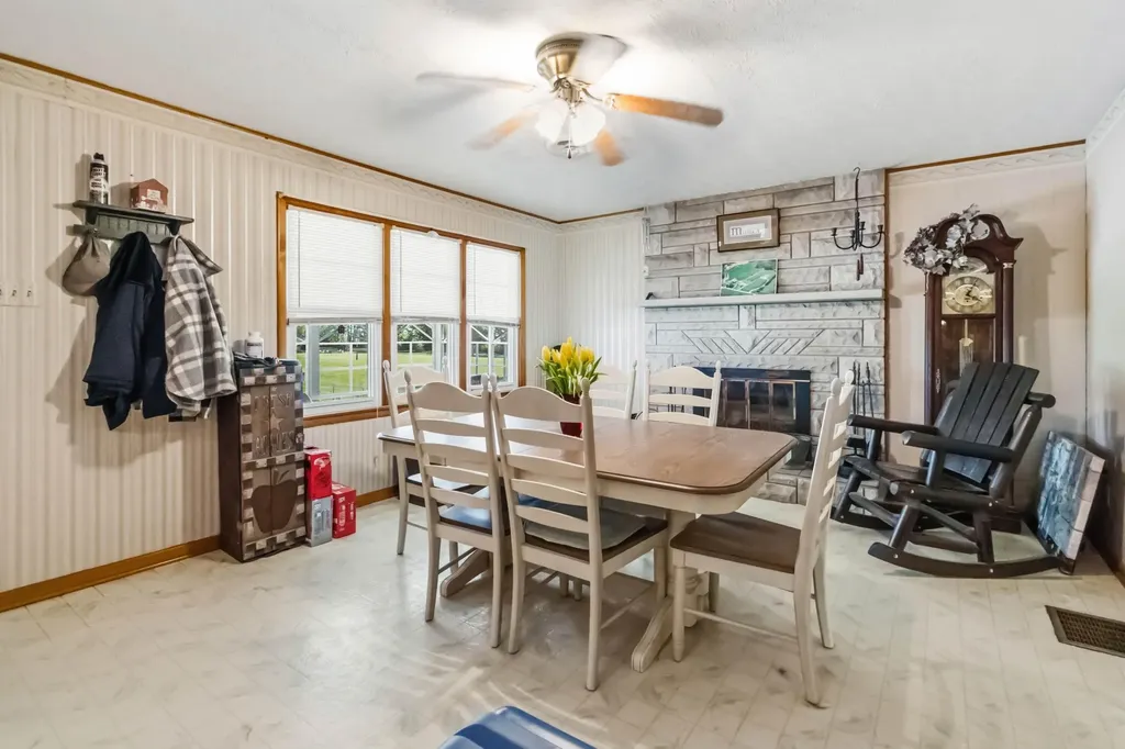 11512 W Highway 80 Nancy KY 42544
