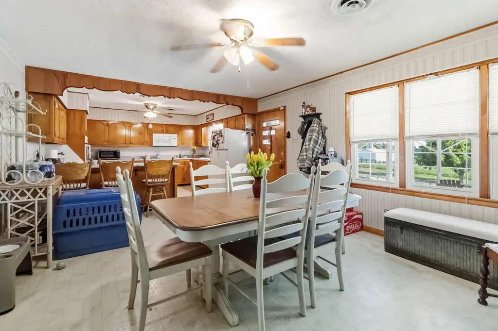 11512 W Highway 80 Nancy KY 42544