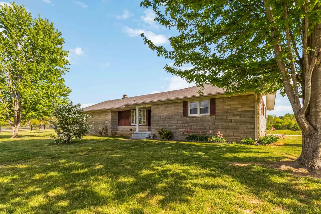 11512 W Highway 80 Nancy KY 42544