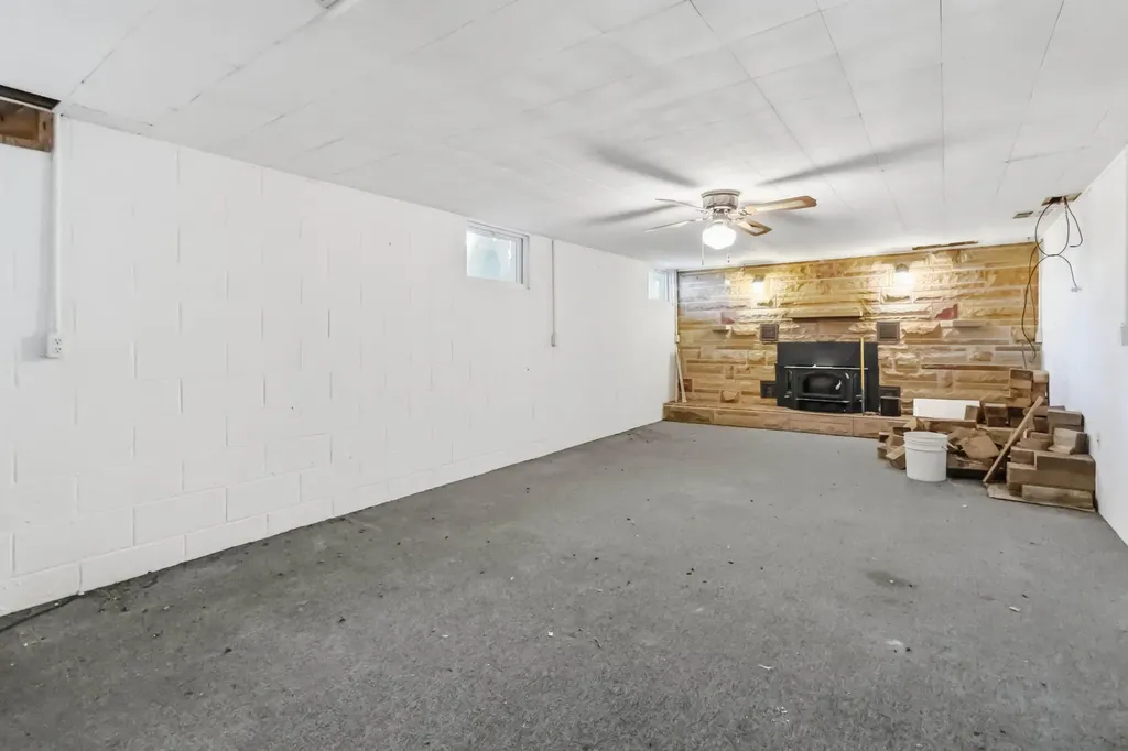 11512 W Highway 80 Nancy KY 42544