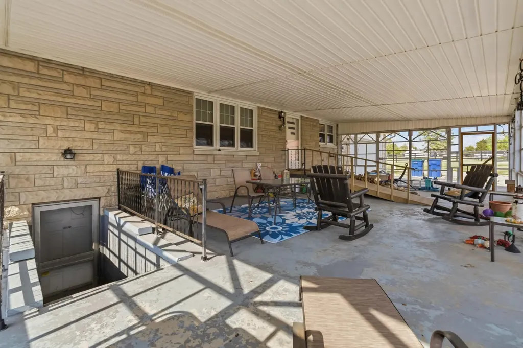 11512 W Highway 80 Nancy KY 42544