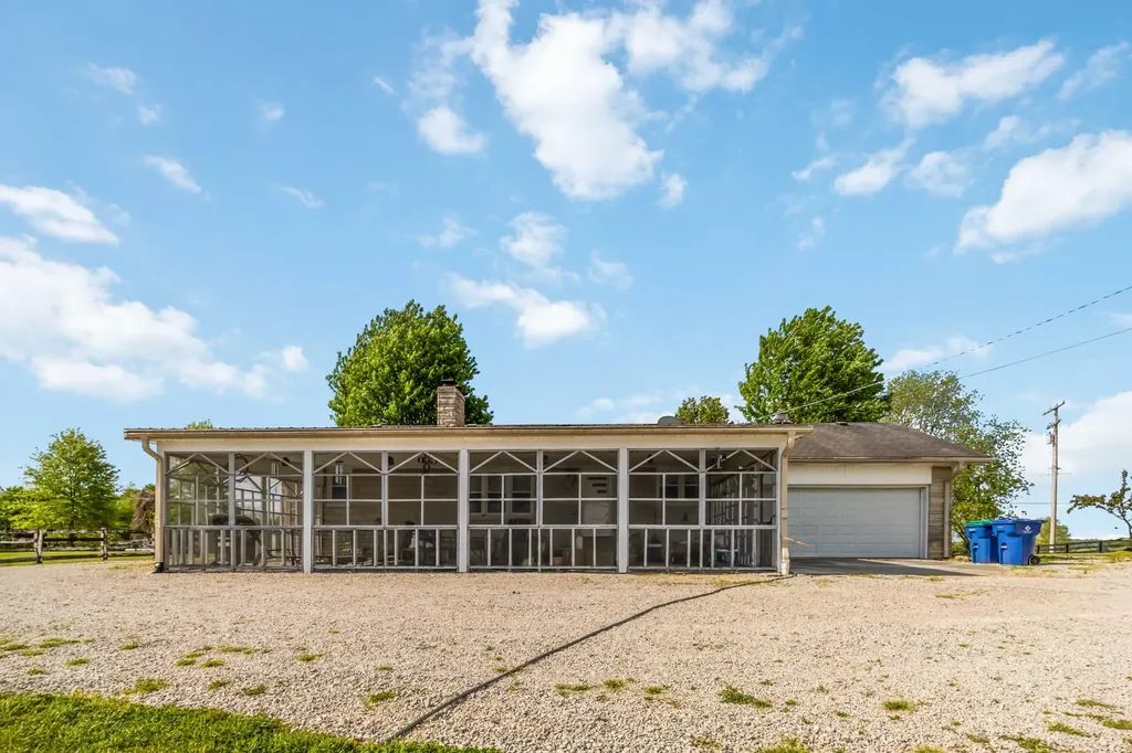 11512 W Highway 80 Nancy KY 42544
