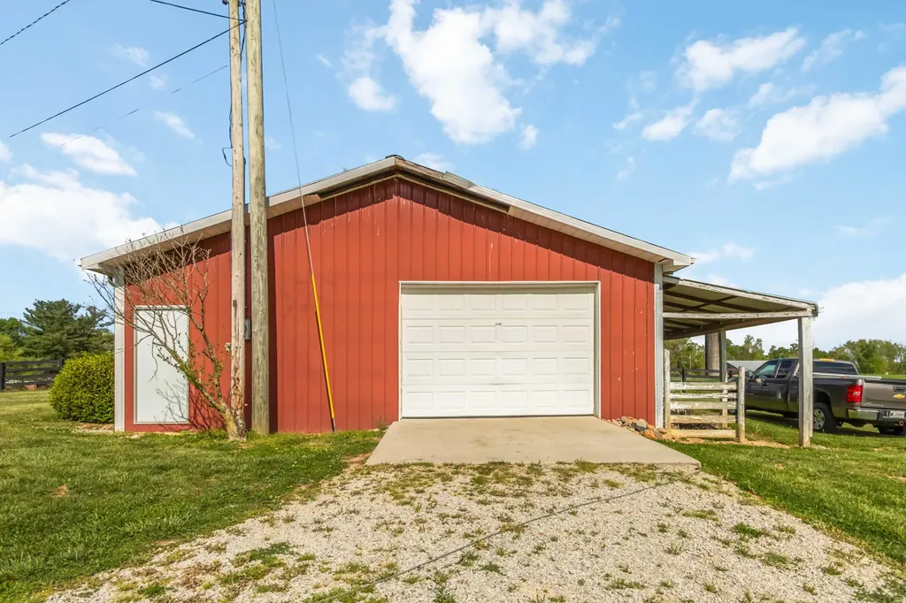 11512 W Highway 80 Nancy KY 42544