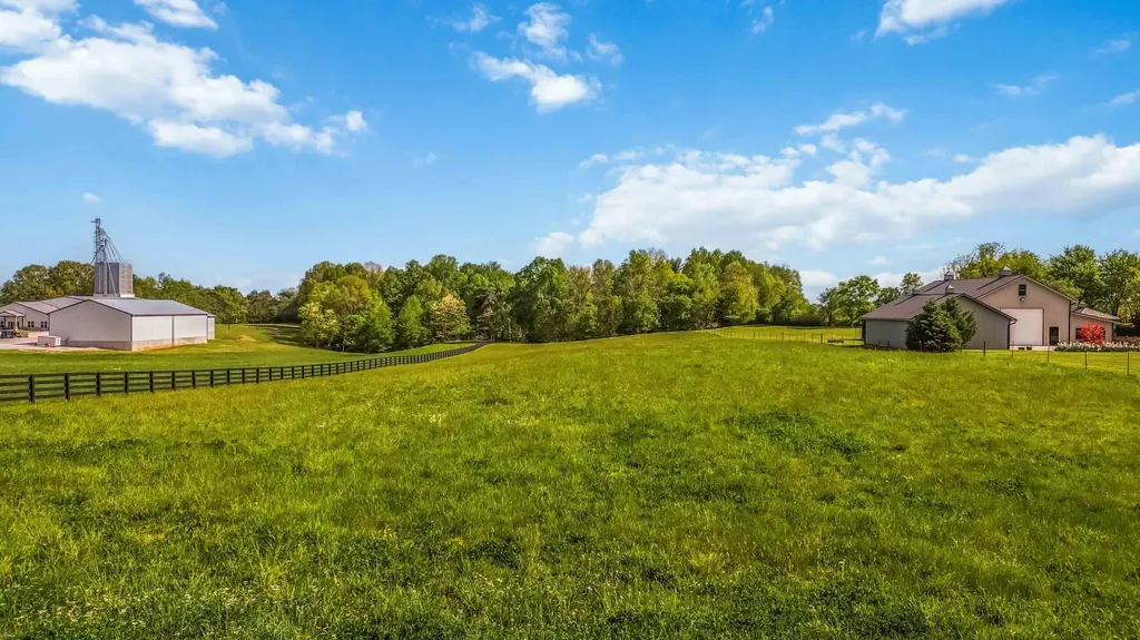 11512 W Highway 80 Nancy KY 42544