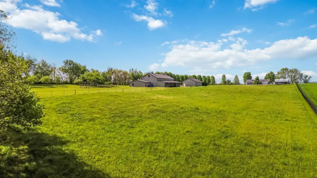 11512 W Highway 80 Nancy KY 42544