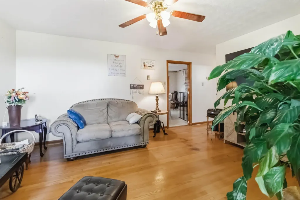11512 W Highway 80 Nancy KY 42544