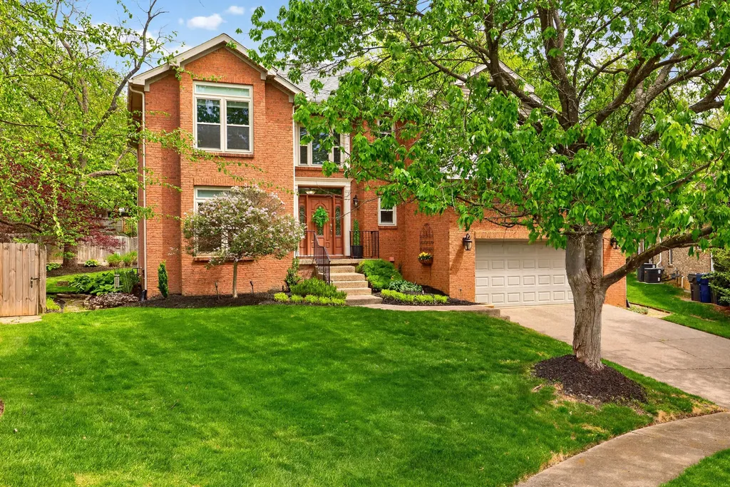 2605 Mccaw Court Lexington KY 40513