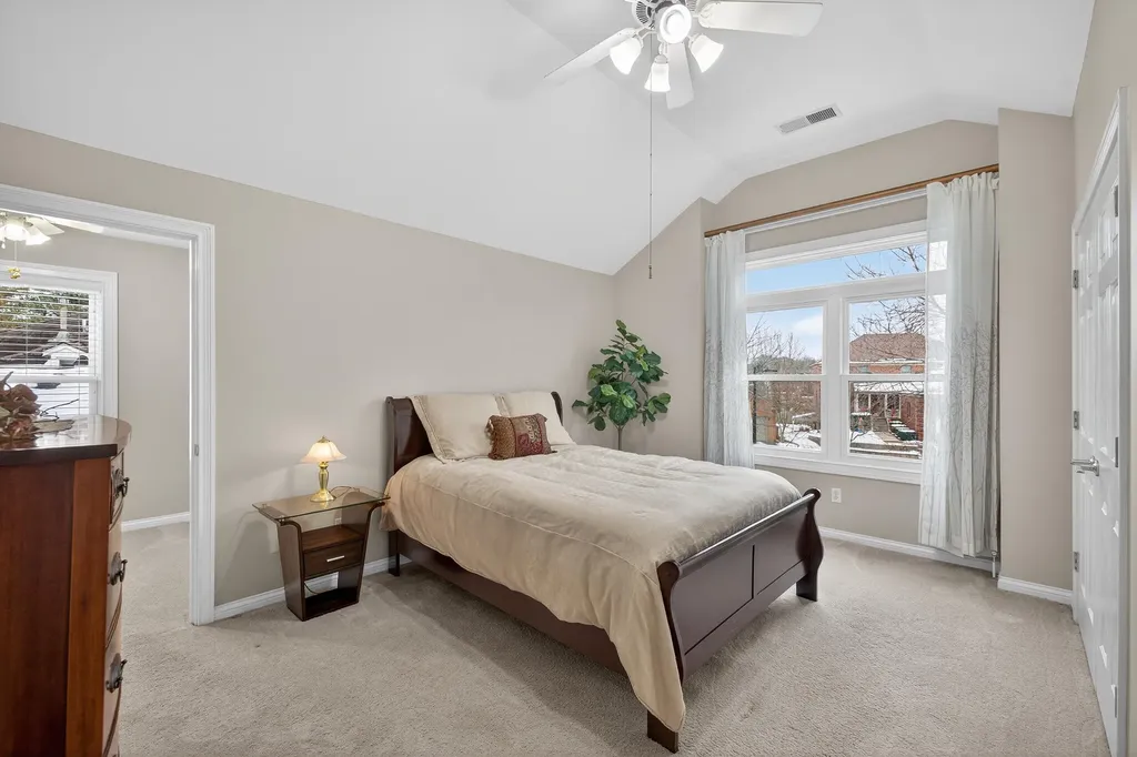 2605 Mccaw Court Lexington KY 40513