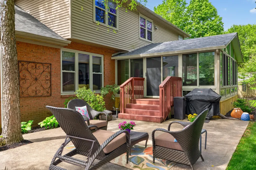 2605 Mccaw Court Lexington KY 40513