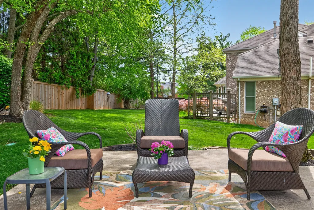 2605 Mccaw Court Lexington KY 40513