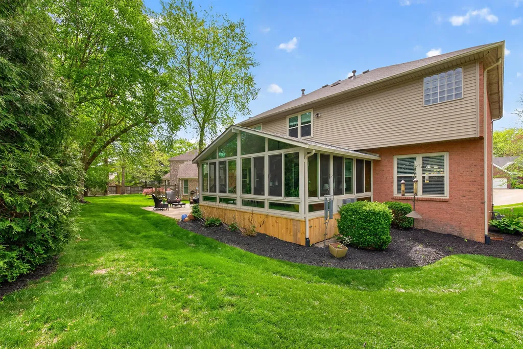 2605 Mccaw Court Lexington KY 40513