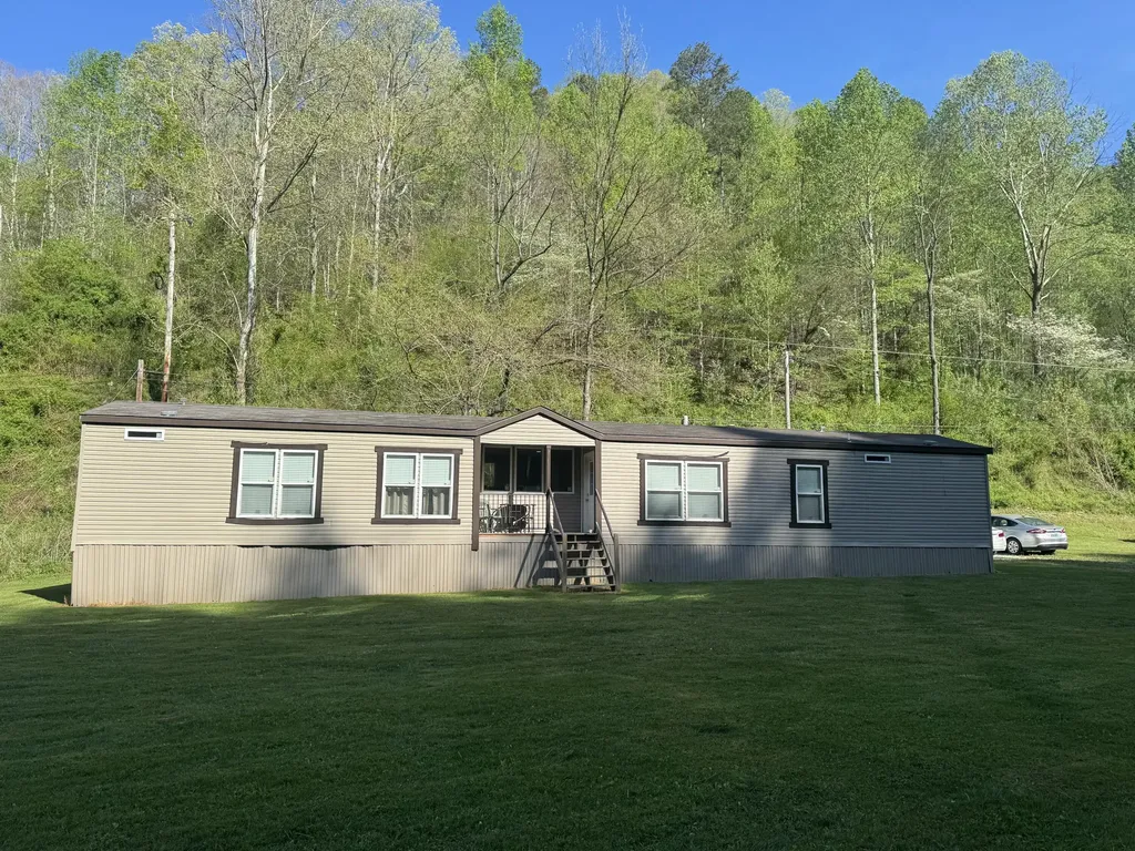 97 Buzzard Fork Road Jackson KY 41339