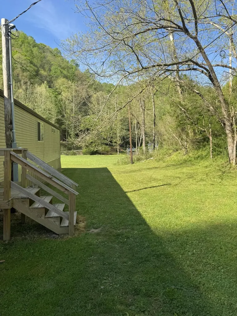 97 Buzzard Fork Road Jackson KY 41339