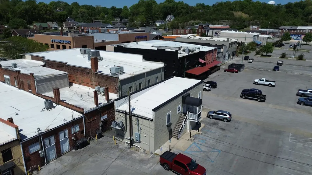 107 E 1st Street Corbin KY 40701