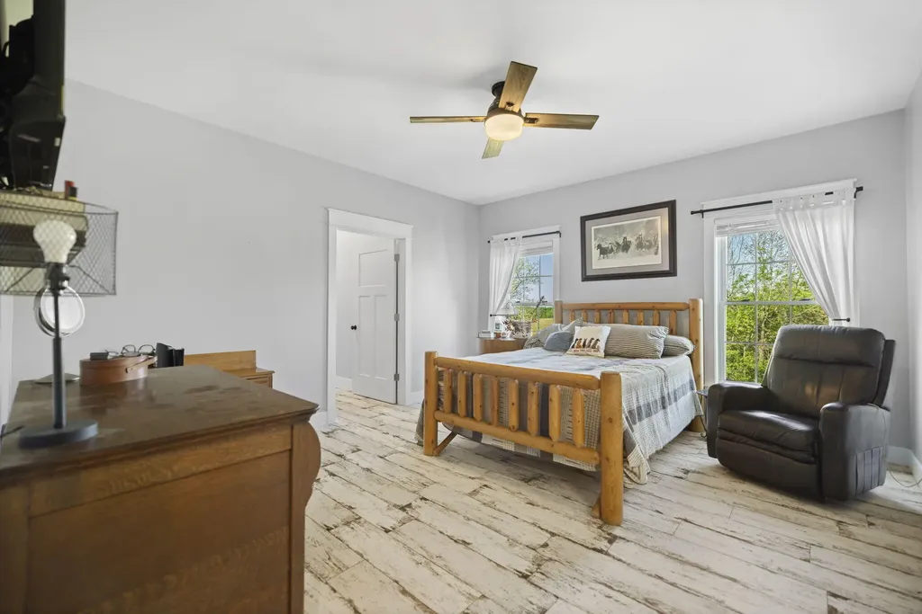 165 Dory Drive Salvisa KY 40372