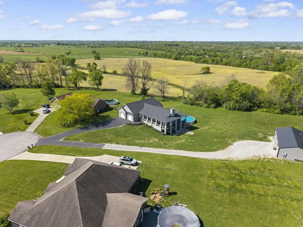 165 Dory Drive Salvisa KY 40372