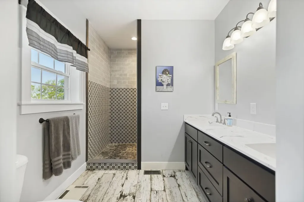 165 Dory Drive Salvisa KY 40372