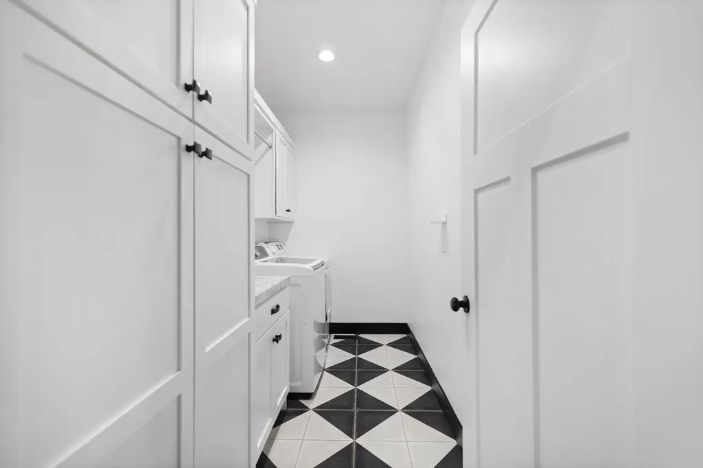 165 Dory Drive Salvisa KY 40372
