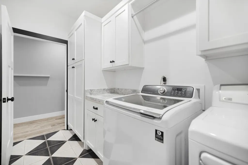 165 Dory Drive Salvisa KY 40372