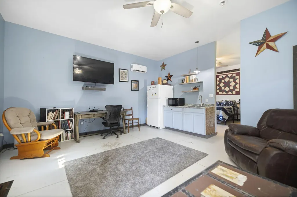 165 Dory Drive Salvisa KY 40372