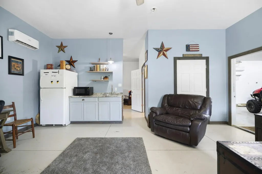 165 Dory Drive Salvisa KY 40372