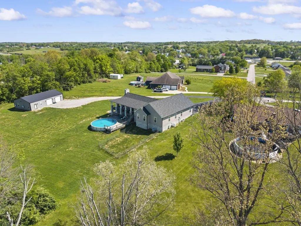 165 Dory Drive Salvisa KY 40372
