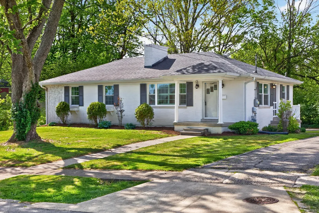 316 Dixie Manor Harrodsburg KY 40330