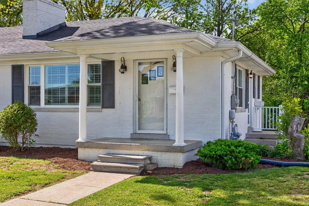 316 Dixie Manor Harrodsburg KY 40330