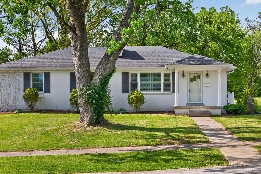 316 Dixie Manor Harrodsburg KY 40330