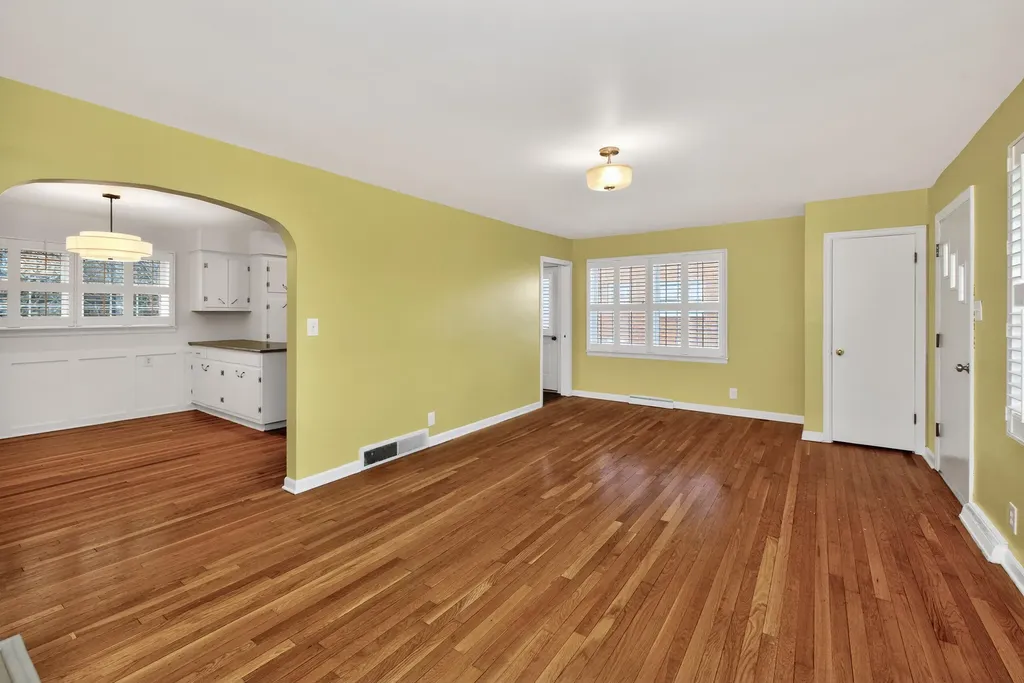 316 Dixie Manor Harrodsburg KY 40330